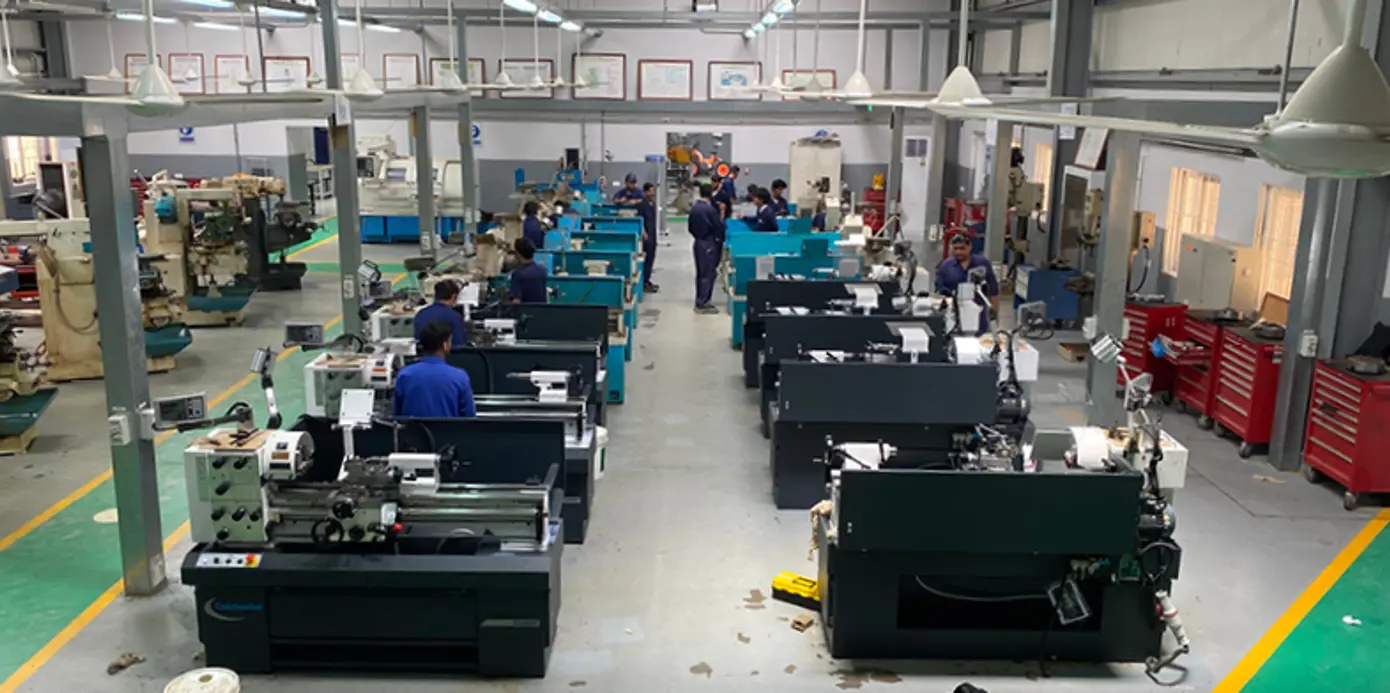 Colchester Student lathes in Oman colleges