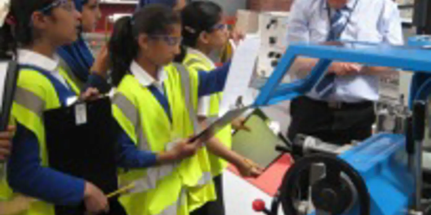 600 UK celebrates National Women in Engineering Day with Boothroyd Primary Academy