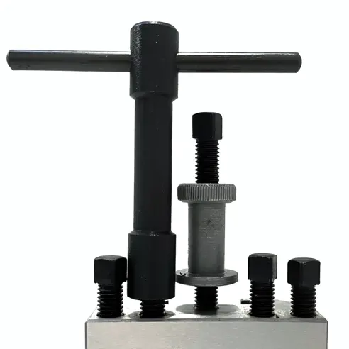 Dickson S4 Metric 13mm Square Key